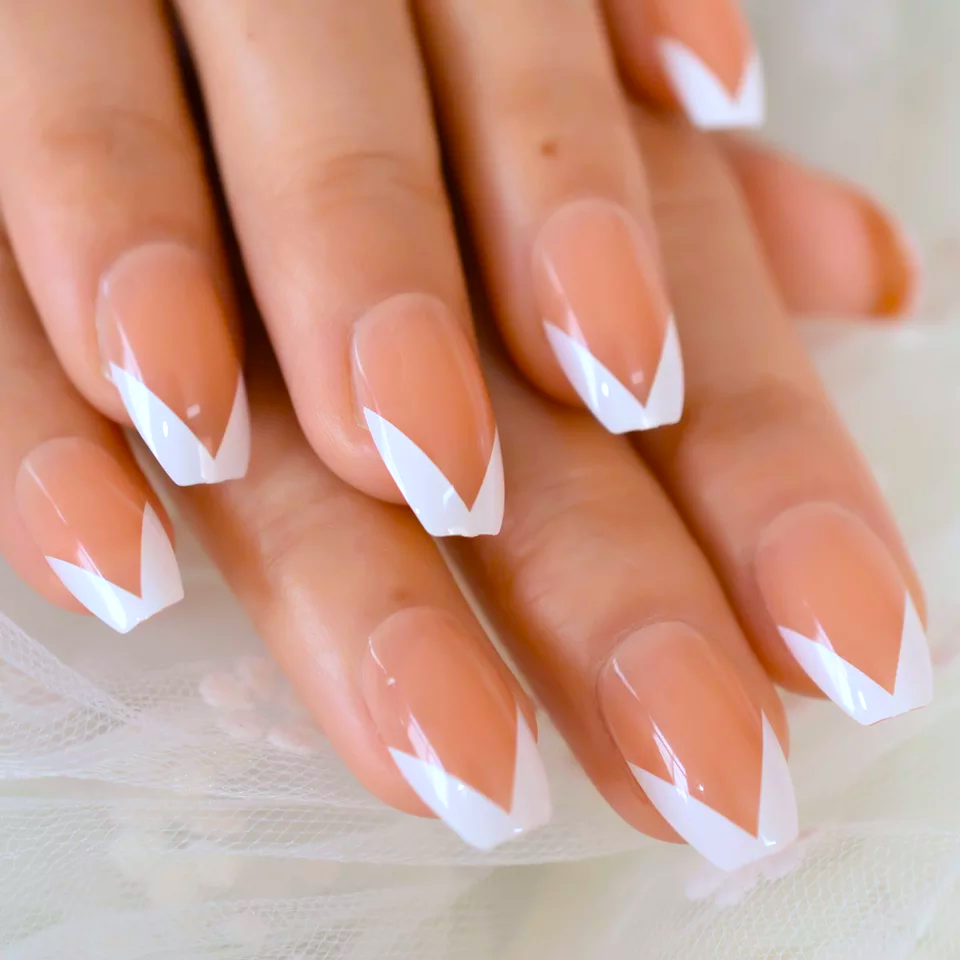 Curved -French -Tips -Elegant- Press-On -Nails.jpg
